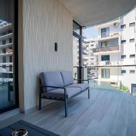 Hello Luxury Apartments Năvodari