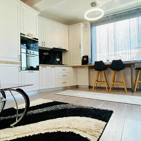 Hello Luxury Apartments * Năvodari