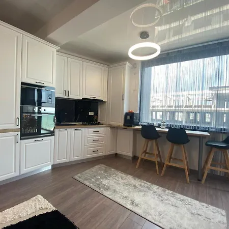 Hello Luxury Apartments *