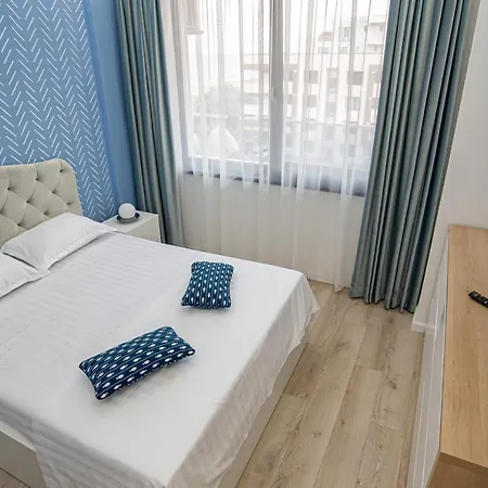Hello Luxury Apartments Năvodari