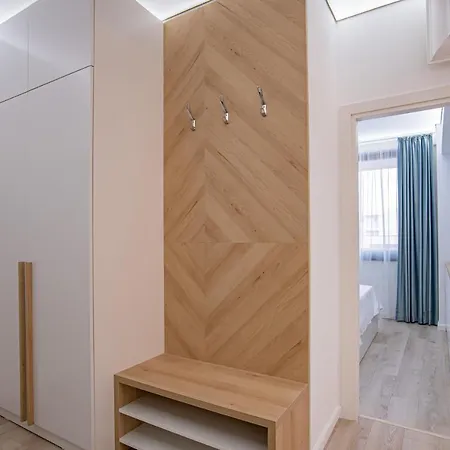 Hello Luxury Apartments *