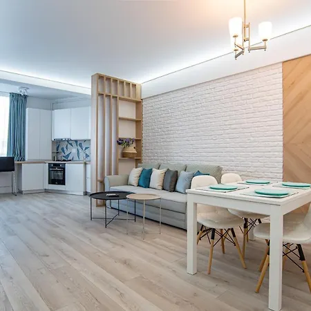 Hello Luxury Apartments *